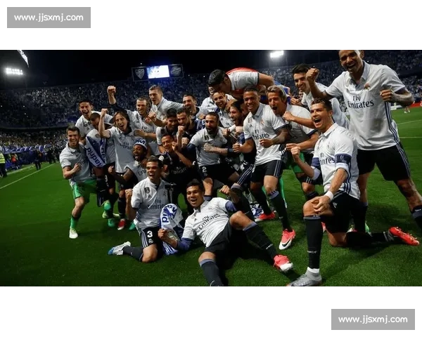 皇马对决曼联超级杯巅峰之战新王者即将诞生豪门荣耀与时代碰撞